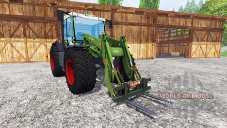 Fendt Xylon 524 v4.0 para Farming Simulator 2015