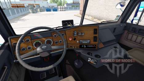 Freightliner FLB v2.2 para American Truck Simulator