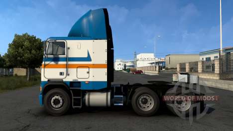Freightliner FLB Tractor para Euro Truck Simulator 2
