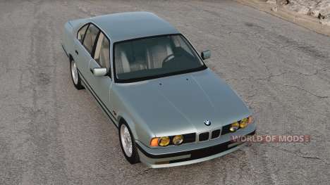 BMW 525i Spanish Gray para BeamNG Drive